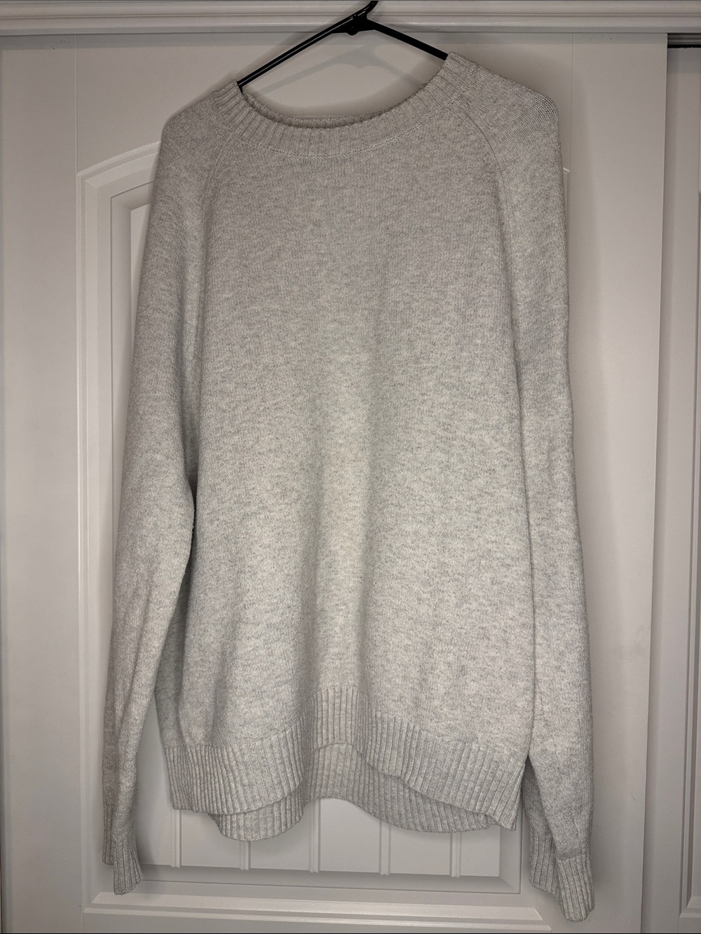 Banana Republic Light Gray Crewneck Sweater